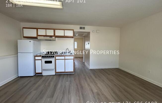 2338 LAKESIDE DR