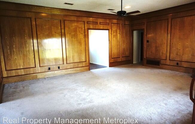 1838 Meadowview Drive