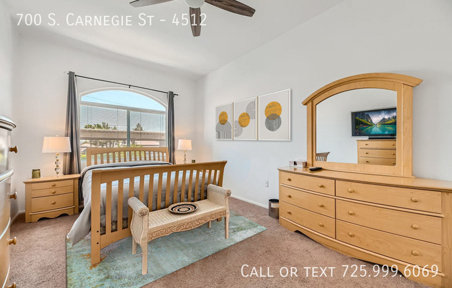 700 S CARNEGIE ST