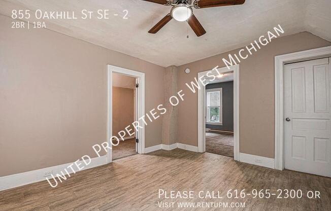 855 OAKHILL ST SE