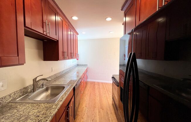 1 bed, 1 bath, $1,995, Unit 7