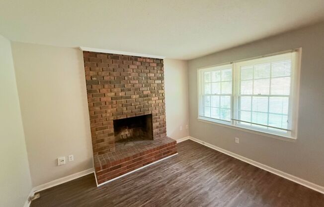 165 Angus Lane