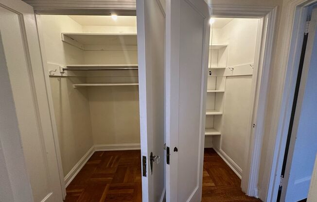 1 bed, 1 bath, 768 sqft, $1,450, Unit Royal York 809