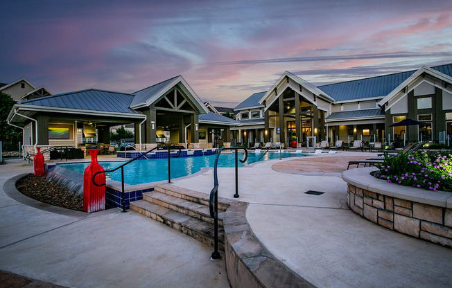 Resort Style Swimming Pool at Houston Apartments for Rent