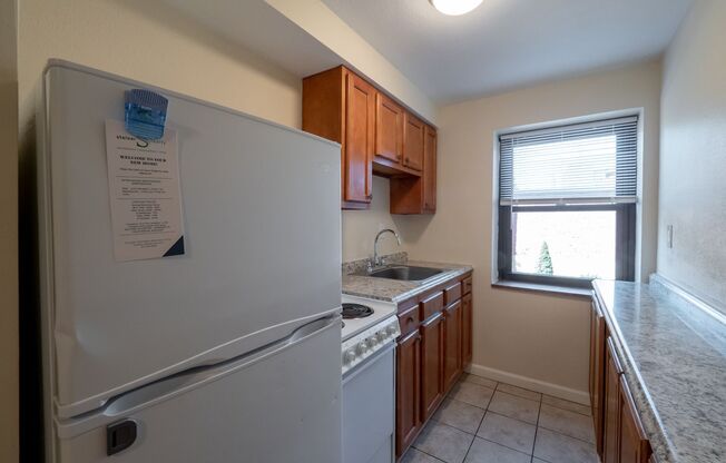 2 beds, 1 bath, 840 sqft, $1,040, Unit 106