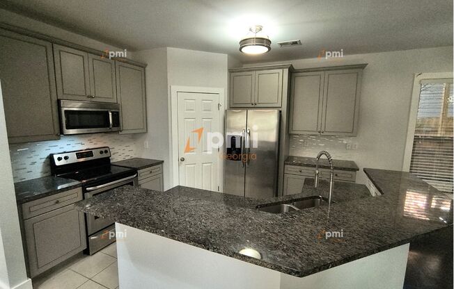 1778 MAPLE WALK CIR SW