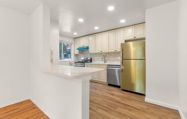 4 beds, 2 baths, 2,080 sqft, $8,500