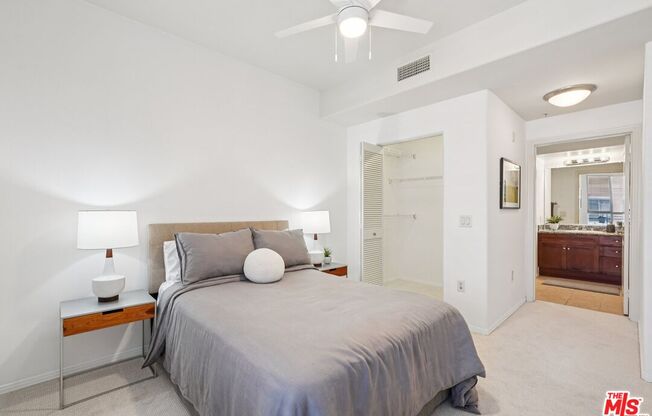 2 beds, 2 baths, 1,186 sqft, $3,600, Unit 440