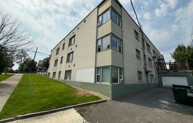 Alcliff Apartments