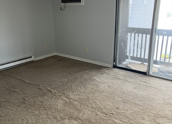 2 beds, 2 baths, 1,000 sqft, $2,000, Unit H125