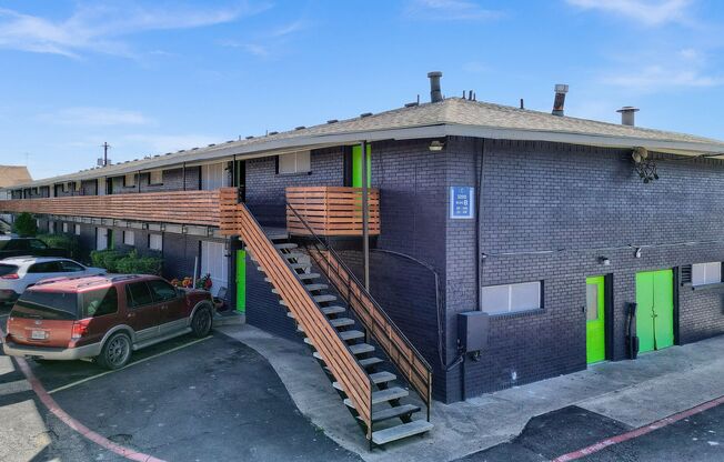 Crestridge Apartments