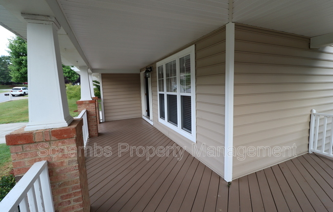 208 CHIEFTAIN DR