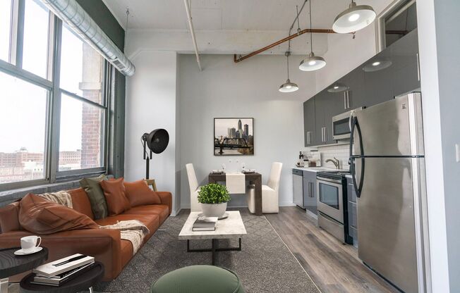 2 beds, 1 bath, 950 sqft, $1,750, Unit 407