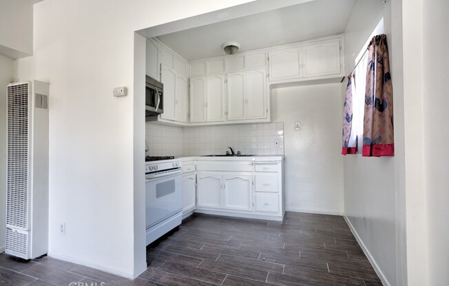 1 bed, 1 bath, 415 sqft, $1,650