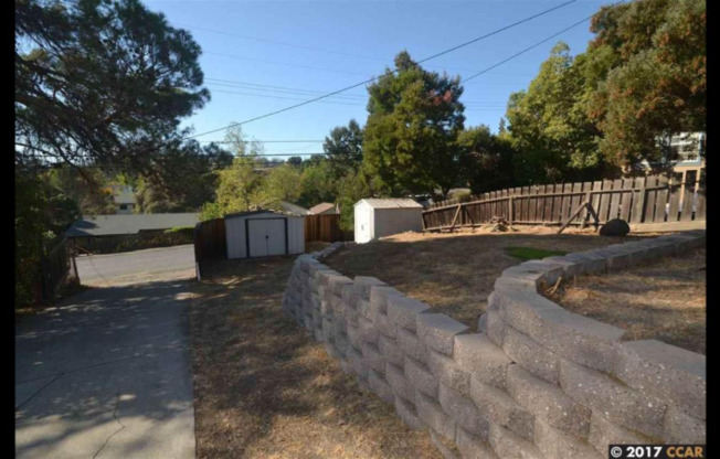 2431 MONTEREY AVE