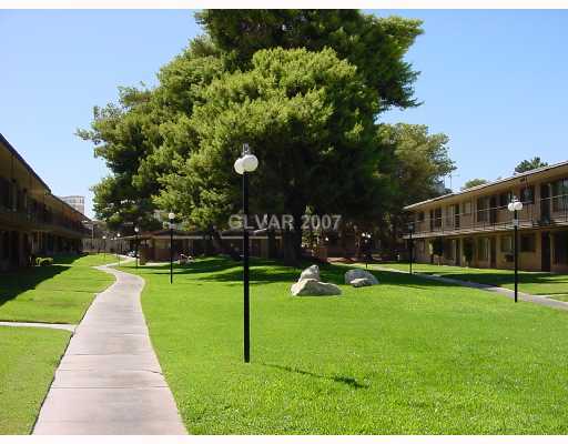 Affordable 2 Bedroom Condo in Central Las Vegas