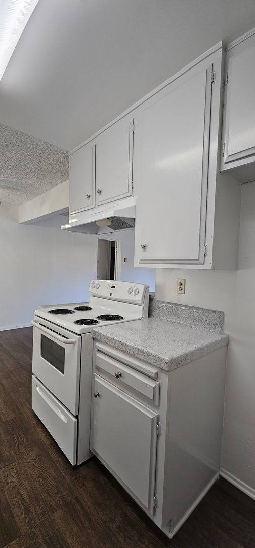 EAST WHITTIER TERRACE