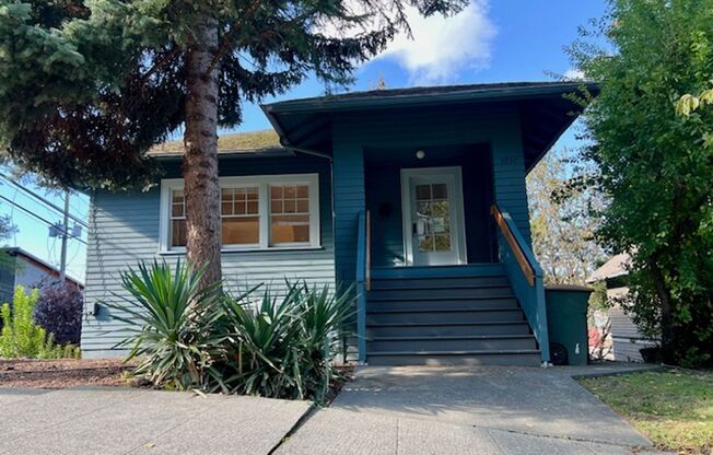 2 Bedroom Craftsman unit on Pigeon Hill