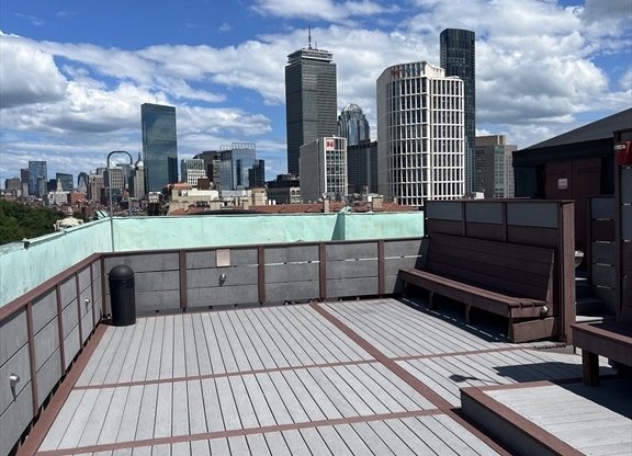 Studio, 1 bath, 350 sqft, $2,300, Unit 34