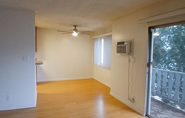 1 bed, 1 bath, $2,495, Unit 106