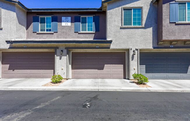 3 beds, 2.5 baths, $2,150, Unit # 87