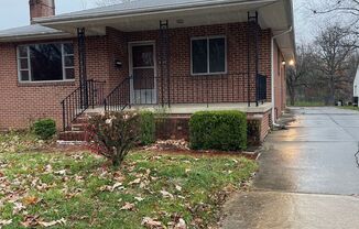 3 beds, 2 baths, $1,650