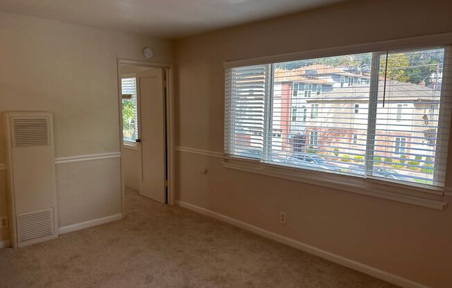 1 bed, 1 bath, $1,575, Unit 07