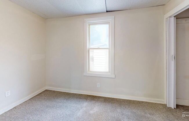 3186 W.52nd St.