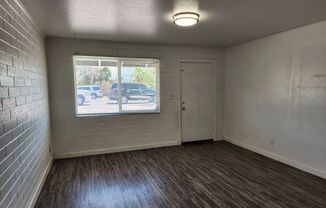 2 beds, 1 bath, $1,215