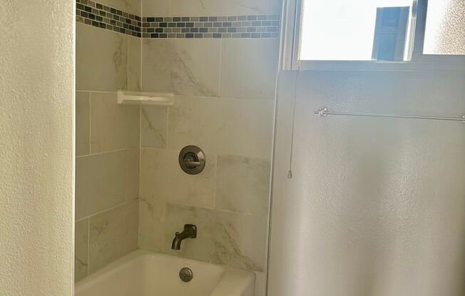 1 bed, 1 bath, 850 sqft, $2,200, Unit 219