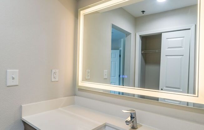 2 beds, 2 baths, 933 sqft, $1,685, Unit C-133