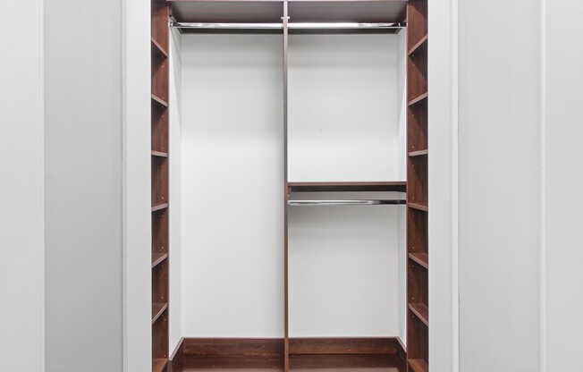 Studio, 1 bath, $4,800, Unit 9B