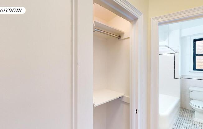 Studio, 1 bath, 440 sqft, $3,975, Unit 11M