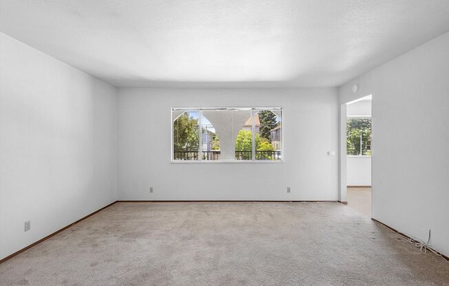 1336 Broadway #B - 2 bedroom | 1 bath | Upper unit w/ a private balcony