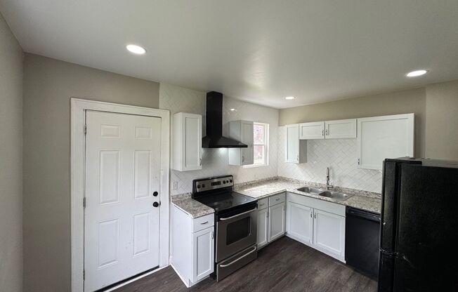 736-738 Seymour Ave.