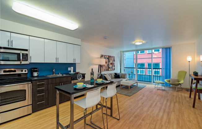 1 bed, 1 bath, 703 sqft, $1,945, Unit 203