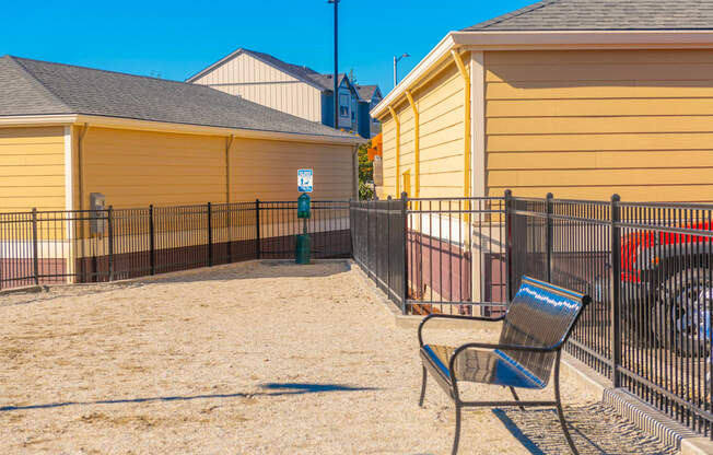 Apartments for Rent in Tigard OR - Expansive Dog Park at Sygnii