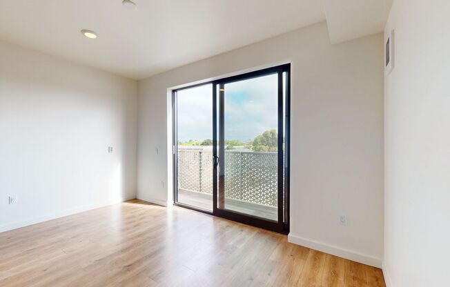 Studio, 1 bath, 473 sqft, $1,895, Unit 421