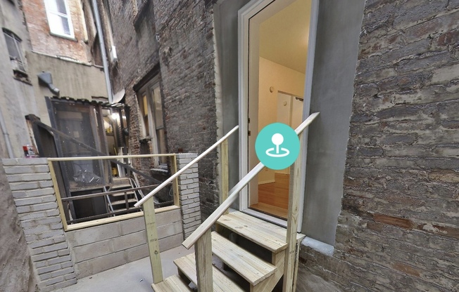 76 E 7 ST