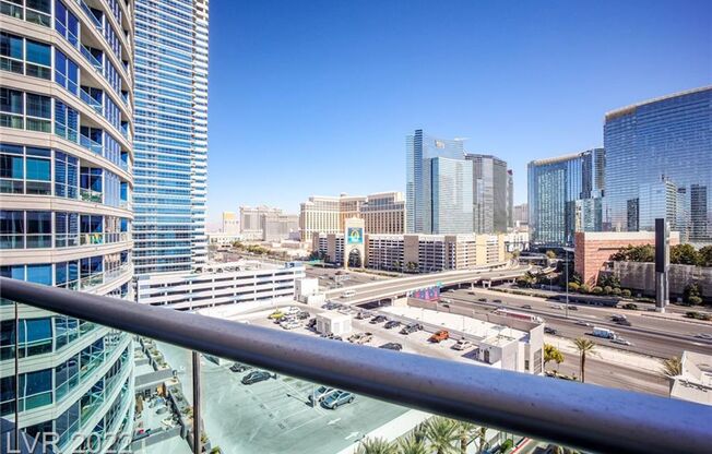 AMAZING - VIEWS, 2 TERRACES, FULLY FURNISHED AND READY FOR MOVE IN!!!