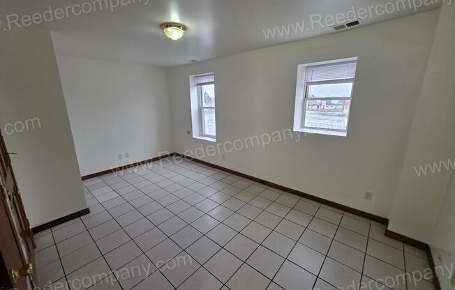 5633-5635 Calumet Avenue