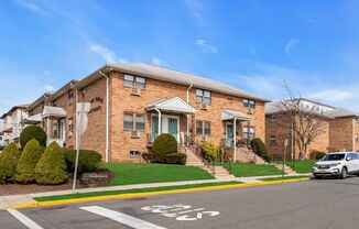 Station Square Apartments – Modern Living with Unbeatable Convenience