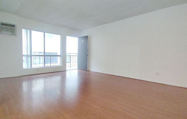 1 bed, 1 bath, $1,895, Unit 9