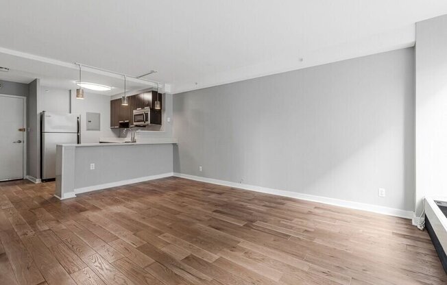 1101 3rd St SW