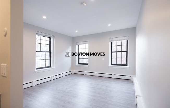 158 SAINT BOTOLPH ST