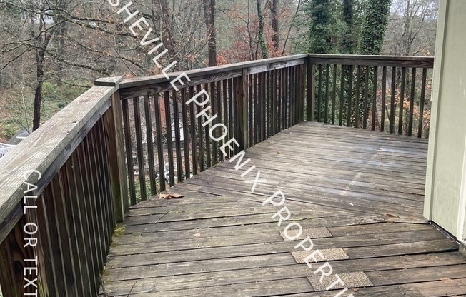 25 HOWLAND RD