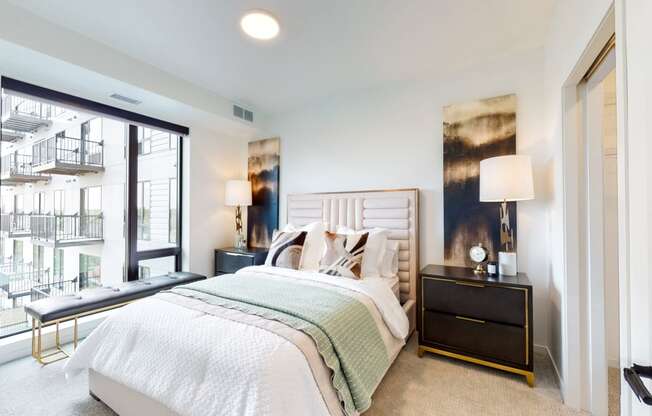 Private Master Bedroom at The Mason, St. Paul