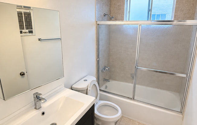 Great Experiences is just around West Hollywood!