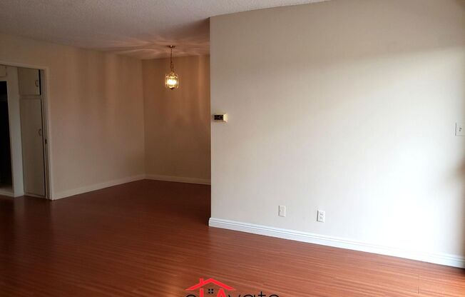 1005 N Curson Ave.