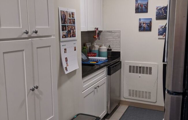 1 bed, 1 bath, 606 sqft, $3,000, Unit 1704